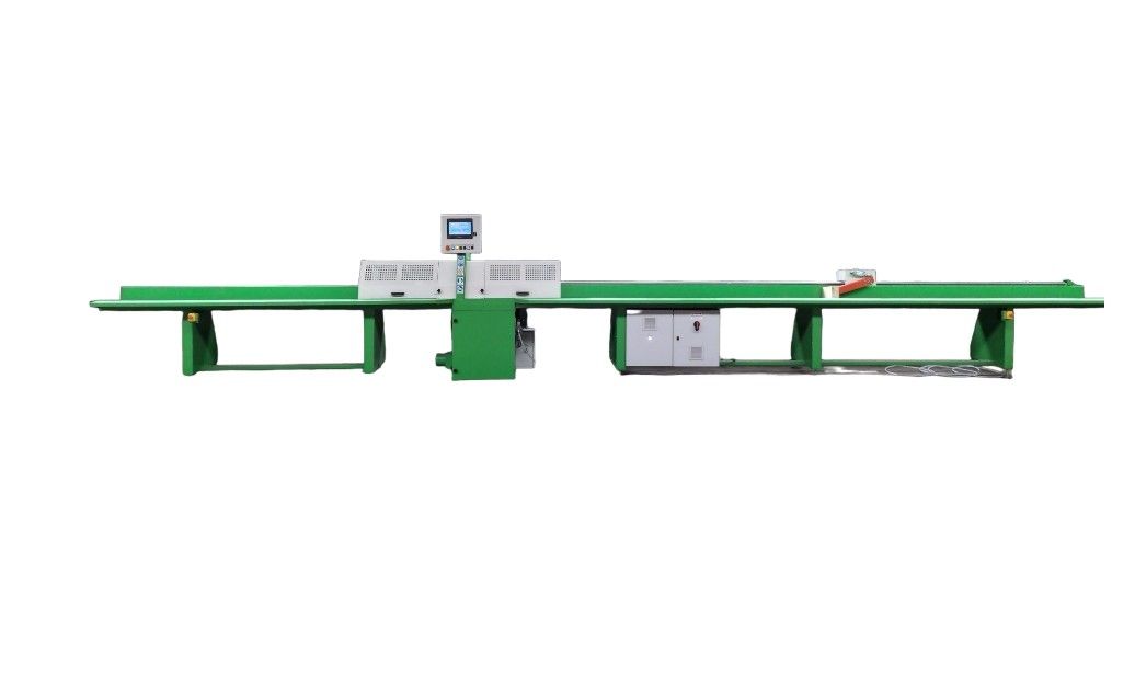 Troncatrice automatica con spintore